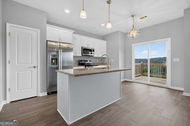 979 Dortch Road, Eastanollee, GA 30538