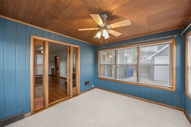 2640 5th Avenue, Cedar Rapids, IA 52403
