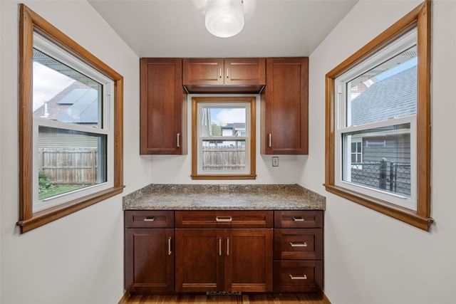 2640 5th Avenue, Cedar Rapids, IA 52403