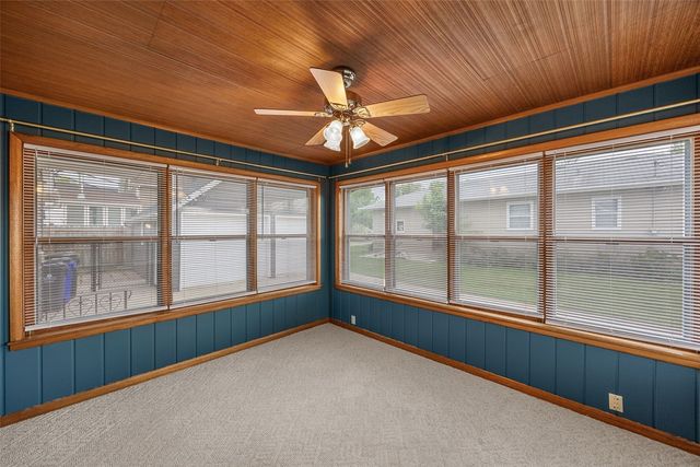 2640 5th Avenue, Cedar Rapids, IA 52403
