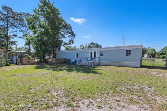 994 Stanland Street SW, Calabash, NC 28467