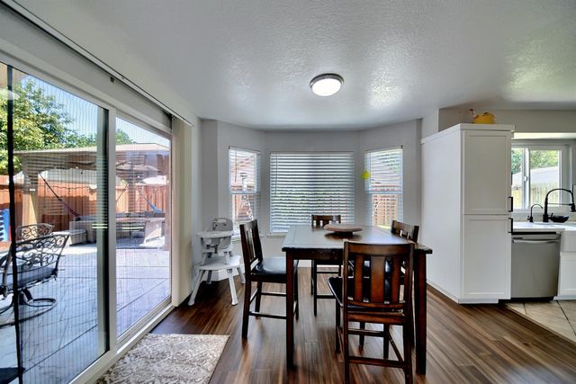 2165 Jenni Ln, Tracy, CA 95377