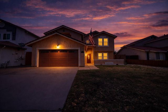 2165 Jenni Ln, Tracy, CA 95377