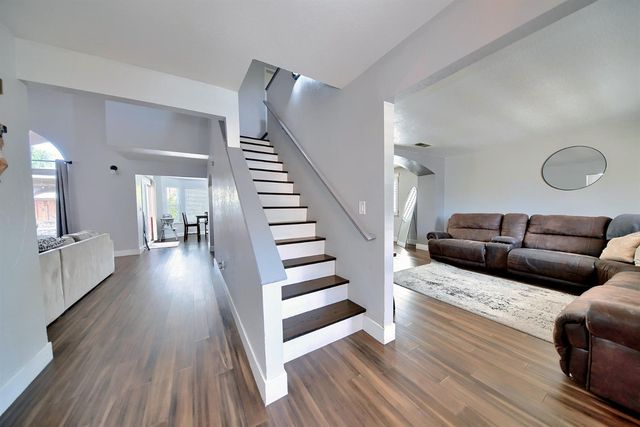 2165 Jenni Ln, Tracy, CA 95377