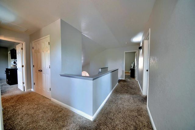 2165 Jenni Ln, Tracy, CA 95377