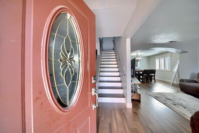 2165 Jenni Ln, Tracy, CA 95377