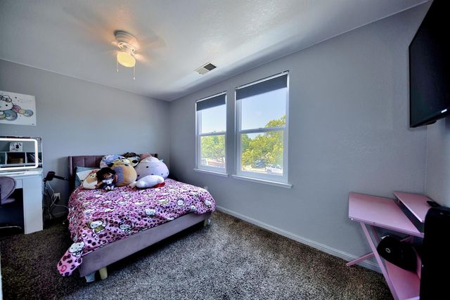 2165 Jenni Ln, Tracy, CA 95377