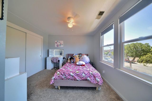 2165 Jenni Ln, Tracy, CA 95377