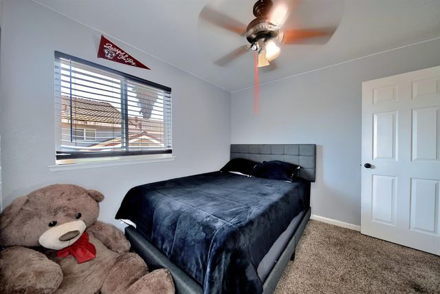 2165 Jenni Ln, Tracy, CA 95377