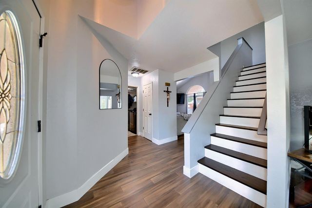 2165 Jenni Ln, Tracy, CA 95377