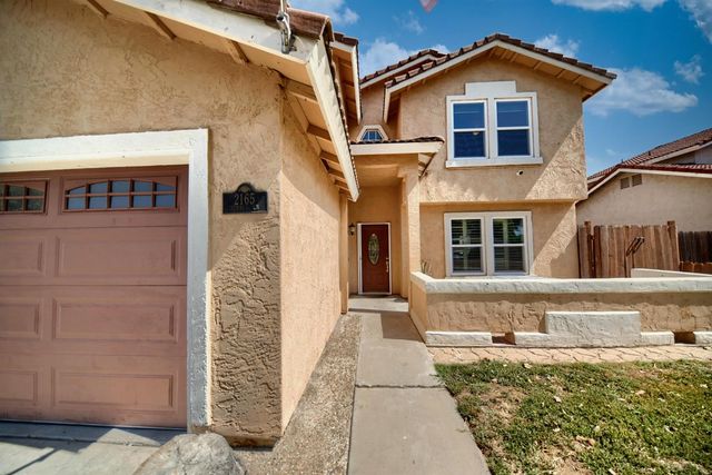 2165 Jenni Ln, Tracy, CA 95377