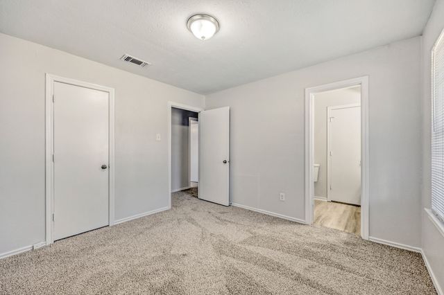 200 Connie Drive, Desoto, TX 75115