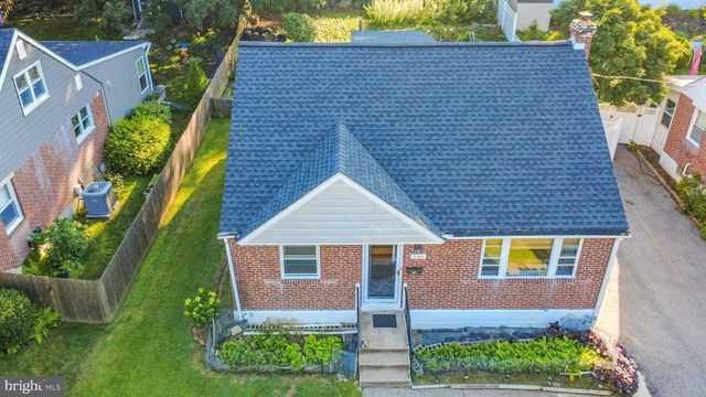 140 ROCKWOOD DR, Havertown, PA 19083