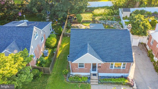 140 ROCKWOOD DR, Havertown, PA 19083