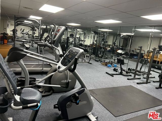 1250 N Kings Road 506, West Hollywood, CA 90069