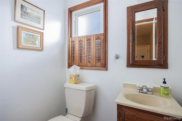 534 Westover Pass, Grand Blanc, MI 48439