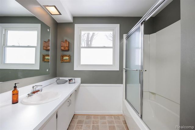 534 Westover Pass, Grand Blanc, MI 48439