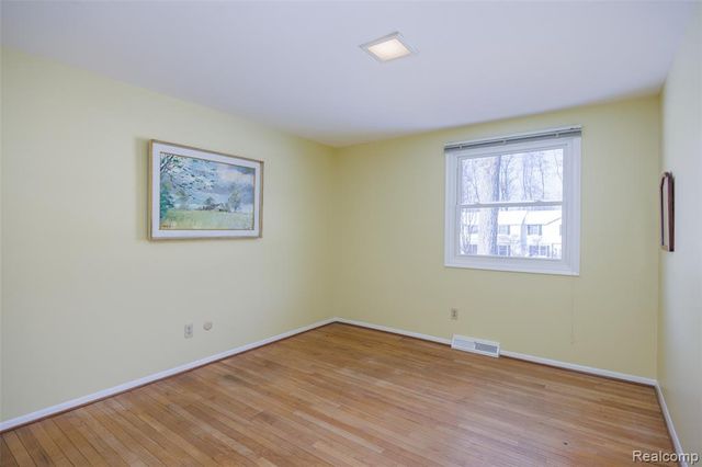 534 Westover Pass, Grand Blanc, MI 48439