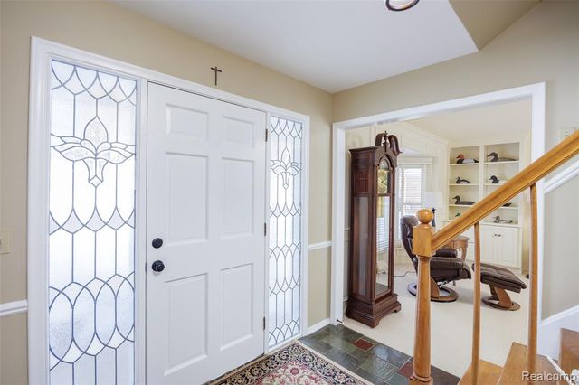 534 Westover Pass, Grand Blanc, MI 48439