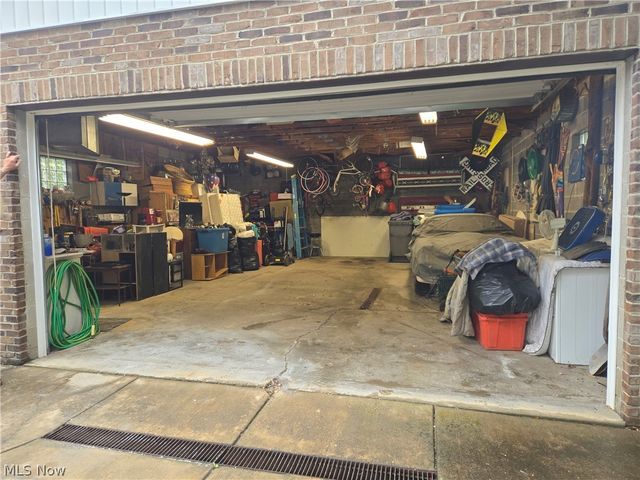 2446 Vestal Road, Youngstown, OH 44509