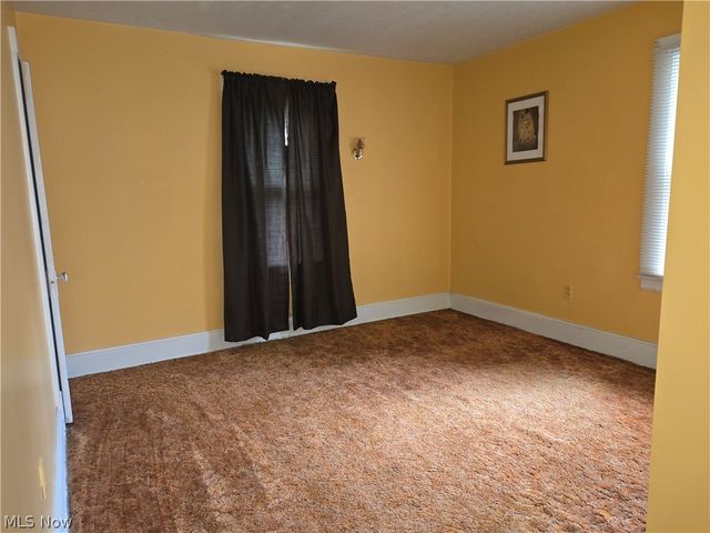 2446 Vestal Road, Youngstown, OH 44509