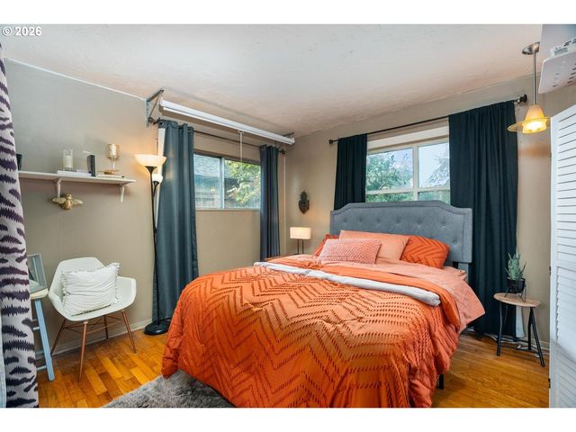 856 Ne 113TH Ave, Portland, OR 97220