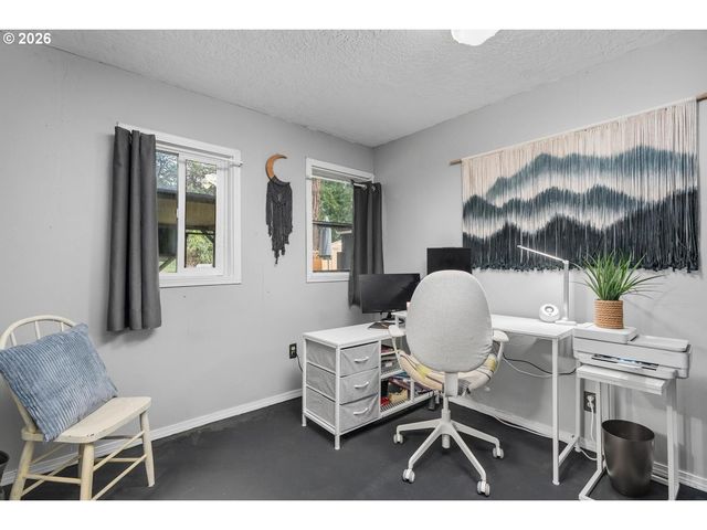 856 Ne 113TH Ave, Portland, OR 97220