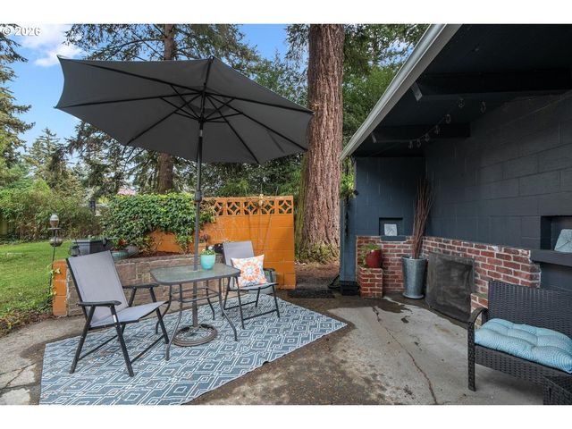 856 Ne 113TH Ave, Portland, OR 97220