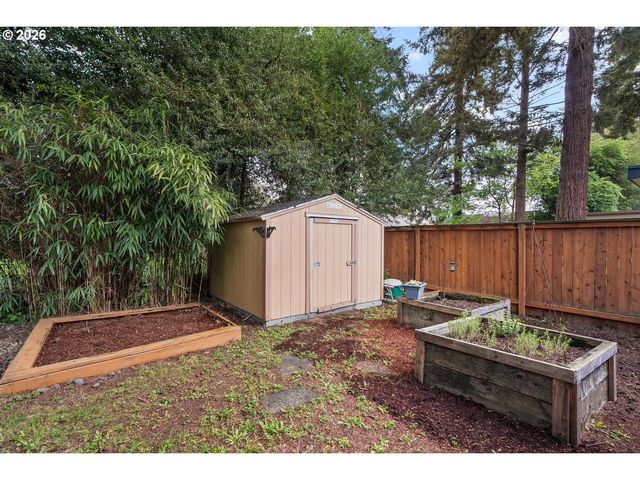856 Ne 113TH Ave, Portland, OR 97220