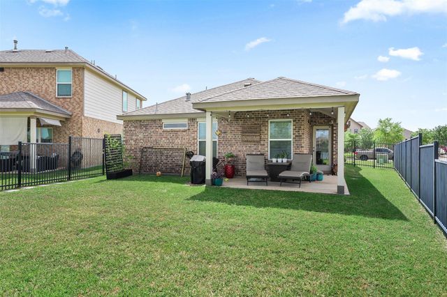 2505 Bernadino Drive, Texas City, TX 77568