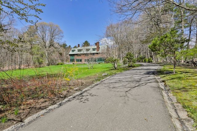 341 Highland St, Milton, MA 02186