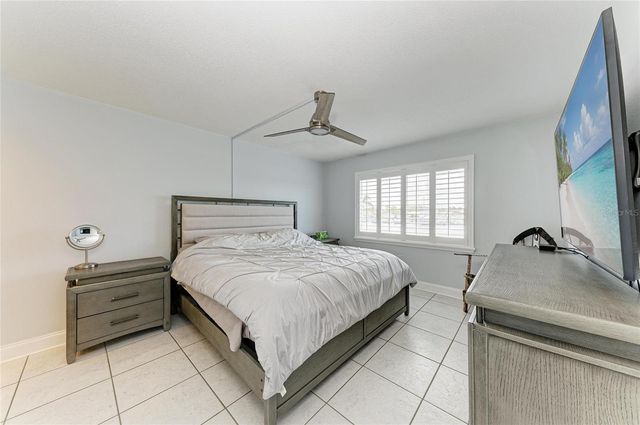 250 SANTA MARIA STREET 219, Venice, FL 34285