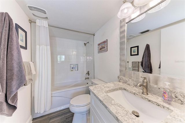250 SANTA MARIA STREET 219, Venice, FL 34285