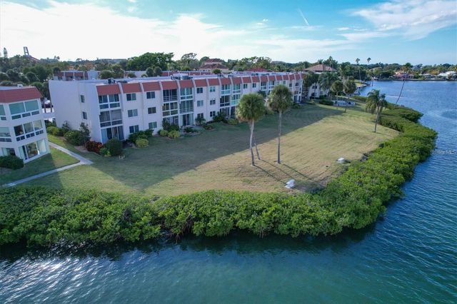 250 SANTA MARIA STREET 219, Venice, FL 34285
