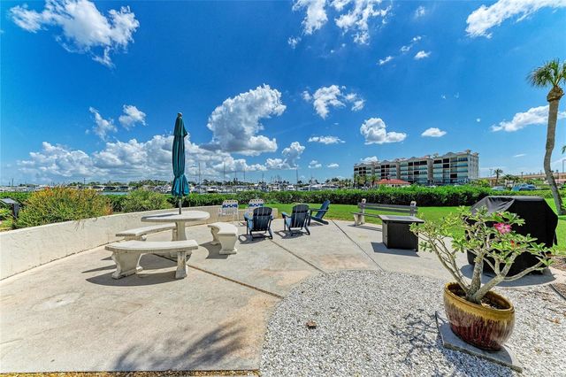 250 SANTA MARIA STREET 219, Venice, FL 34285