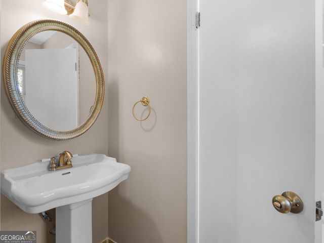 100 Homestead Place, Rex, GA 30273