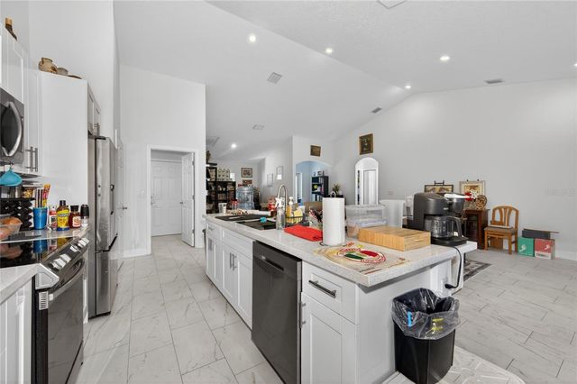 2851 PALM AVENUE, Indian Lake Estates, FL 33855