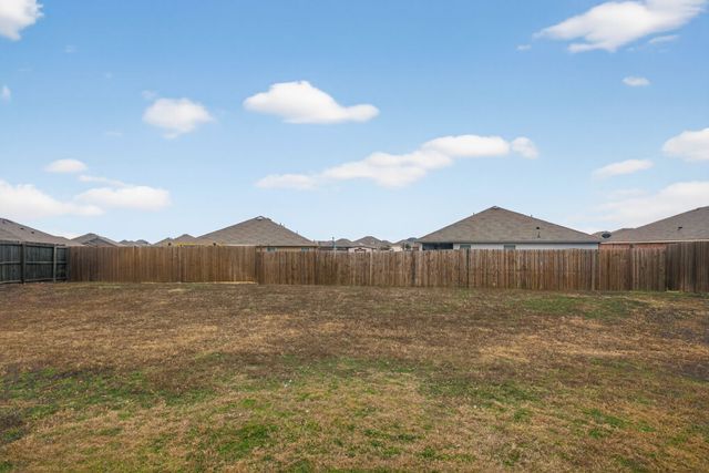 408 Saw Mill Road, Royse City, TX 75189