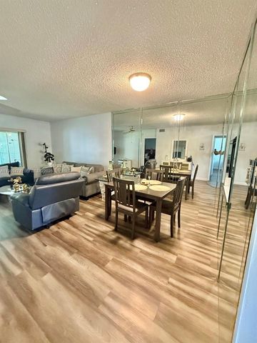 7605 W Atlantic Boulevard 207, Margate, FL 33063