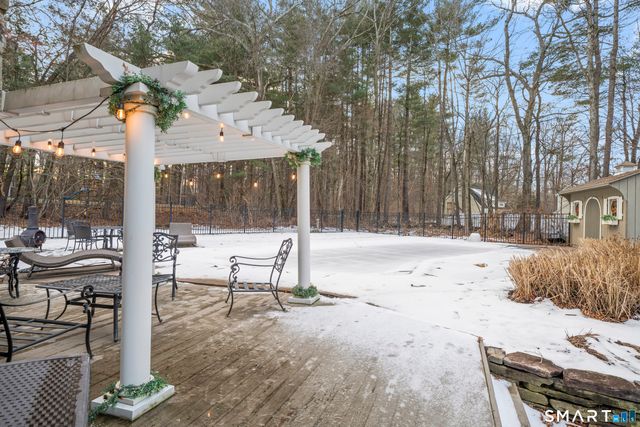 5 Cantlewood Drive, Somers, CT 06071