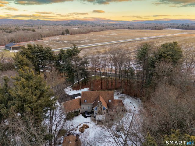 5 Cantlewood Drive, Somers, CT 06071