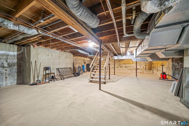 5 Cantlewood Drive, Somers, CT 06071