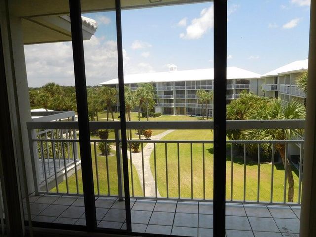 2601 Village Boulevard Apt 406, West Palm Beach, FL 33409