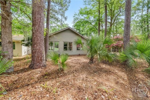 60 Village Green Circle, Savannah, GA 31411