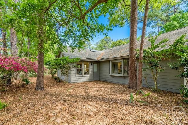 60 Village Green Circle, Savannah, GA 31411