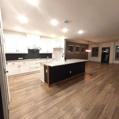 5067 Stream Turn Drive, Royse City, TX 75189