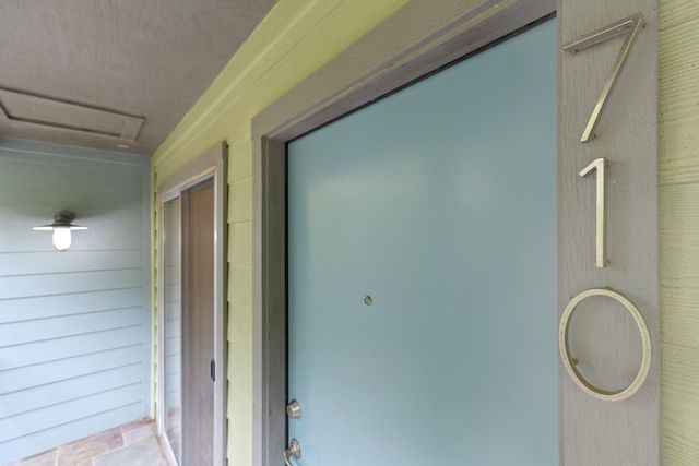 3204 Menchaca RD 710, Austin, TX 78704