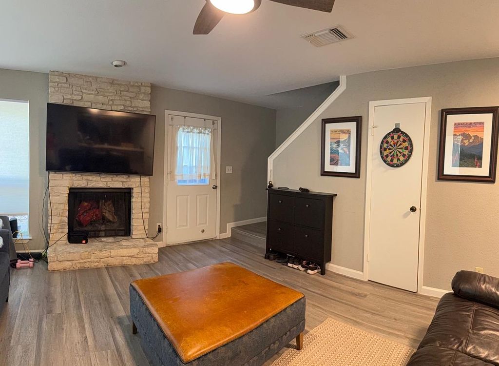 1407 CAMP CRAFT RD C, Austin, TX 78746
