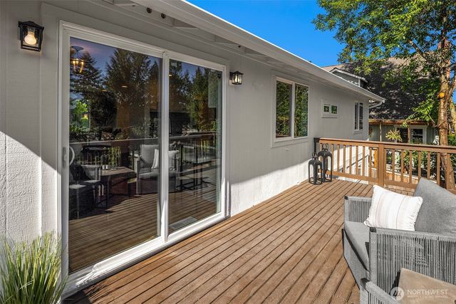 413 9th Avenue, Kirkland, WA 98033