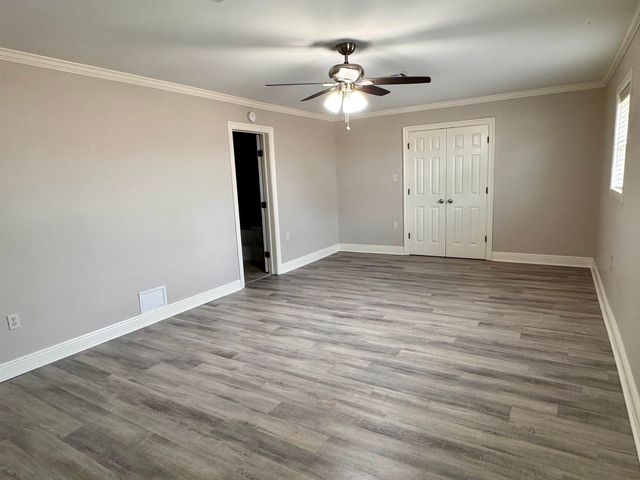 1017 Hickory St, Morgan City, LA 70380